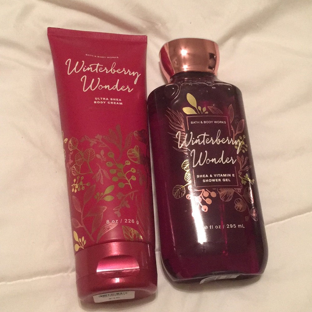 Bath and Bodyworks Set ❄️🍇🍓❄️ WINTER WONDERBERRY